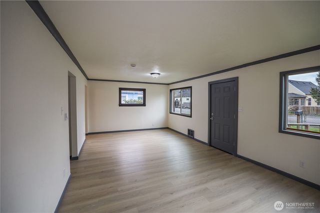 915 Soule Avenue, Hoquiam, WA 98550