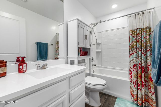 12312 W PALMAIRE Avenue, Glendale, AZ 85307