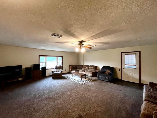 10605 State Route 28, Frankfort, OH 45628