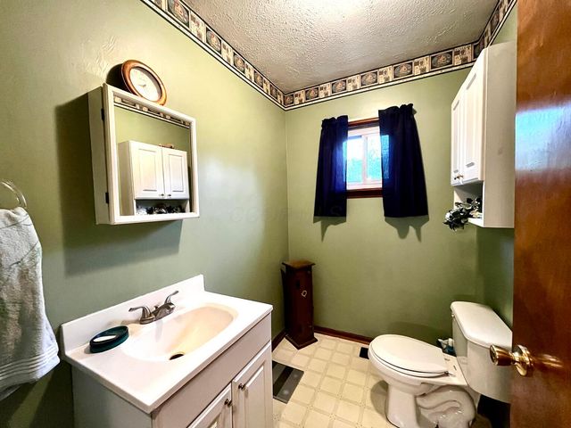 10605 State Route 28, Frankfort, OH 45628