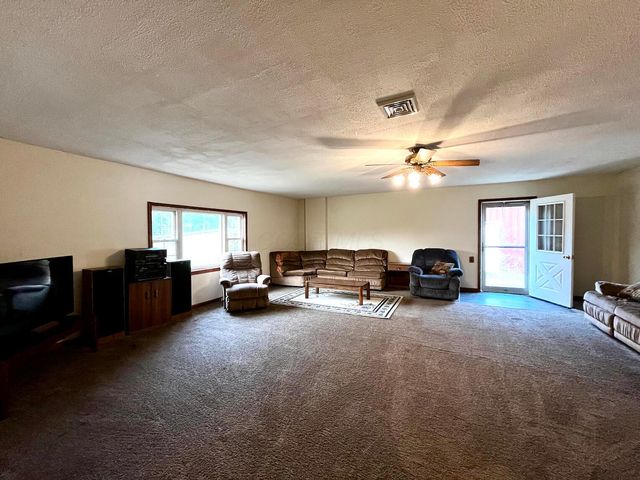 10605 State Route 28, Frankfort, OH 45628