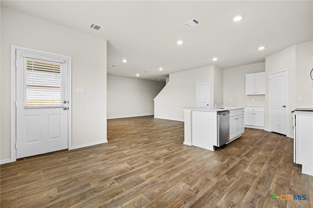 1596 Agave Cellar, New Braunfels, TX 78130