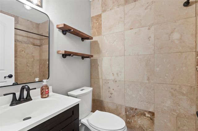 510 Brandywyne Drive, Friendswood, TX 77546