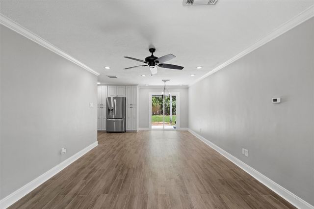 510 Brandywyne Drive, Friendswood, TX 77546