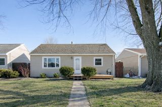 166 N Randolph Avenue, Bradley, IL 60915