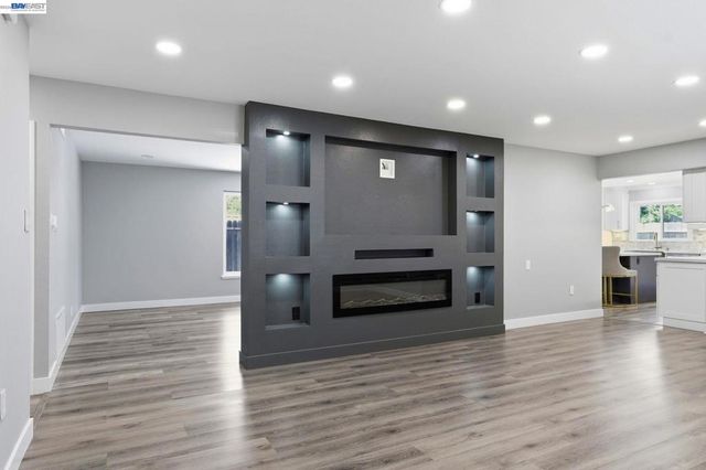 6311 Belmont Pl, Stockton, CA 95207