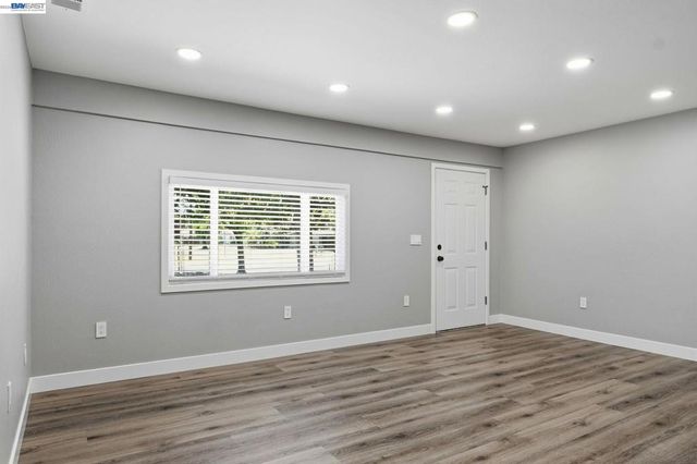 6311 Belmont Pl, Stockton, CA 95207