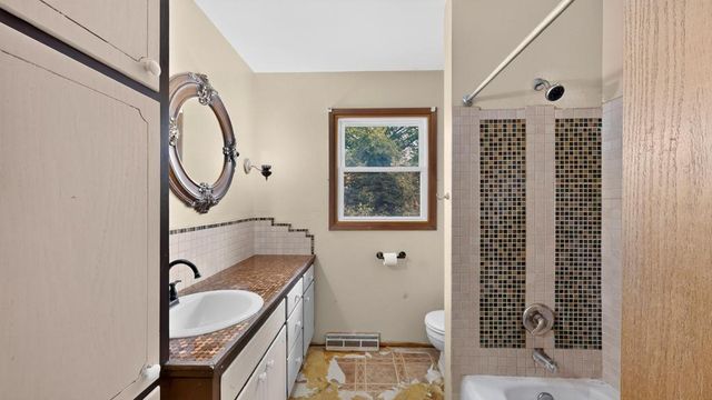 1620 9th Avenue SE, Rochester, MN 55904