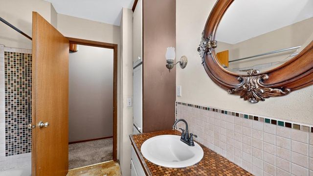 1620 9th Avenue SE, Rochester, MN 55904