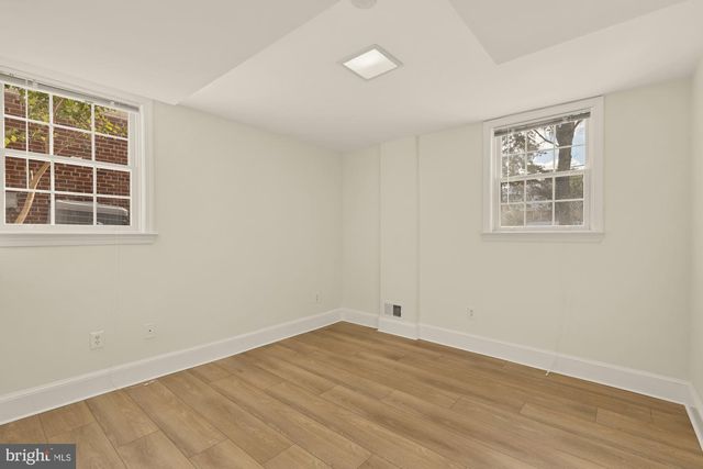 2736 STEPHENSON LN NW, Washington, DC 20015