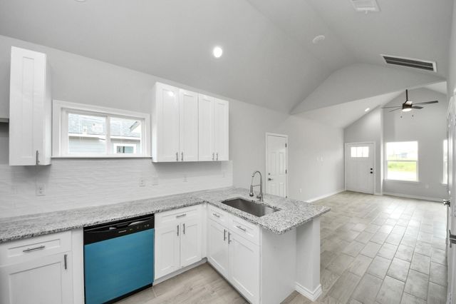 318 Road 5704, Cleveland, TX 77327