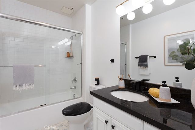 3750 Santa Rosalia Drive 207, Los Angeles, CA 90008