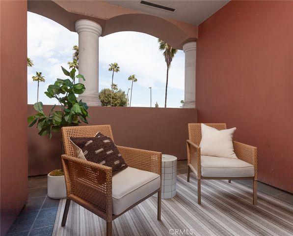 3750 Santa Rosalia Drive 207, Los Angeles, CA 90008