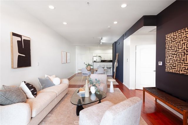 3750 Santa Rosalia Drive 207, Los Angeles, CA 90008