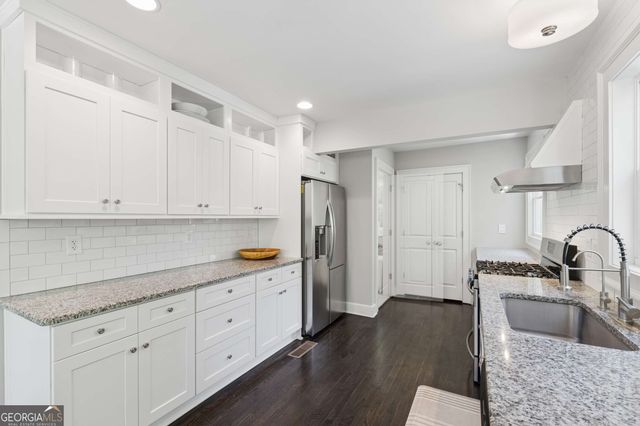 2304 Pembrook Place NE, Atlanta, GA 30324