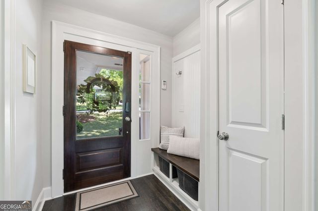 2304 Pembrook Place NE, Atlanta, GA 30324