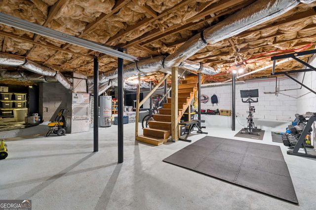 2304 Pembrook Place NE, Atlanta, GA 30324