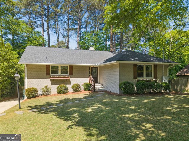 2304 Pembrook Place NE, Atlanta, GA 30324