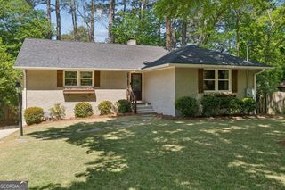 2304 Pembrook Place NE, Atlanta, GA 30324