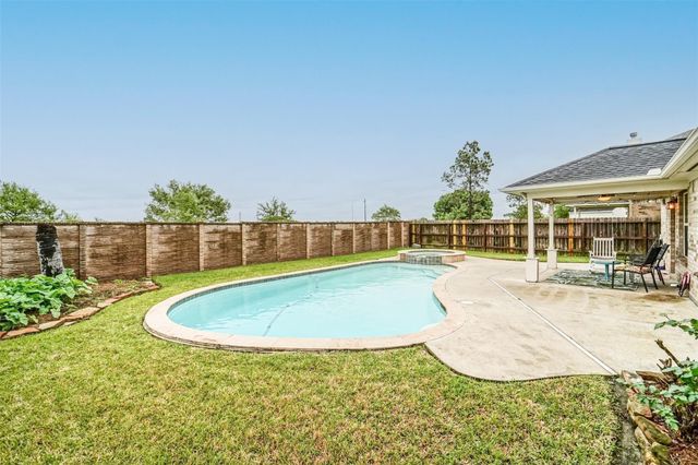 2957 Water Willow Lane, Pearland, TX 77581