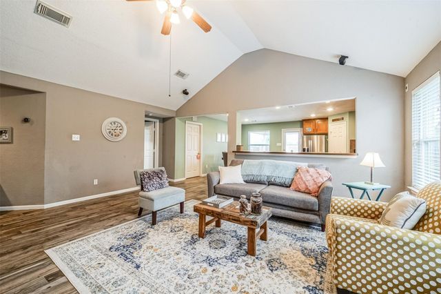 2957 Water Willow Lane, Pearland, TX 77581