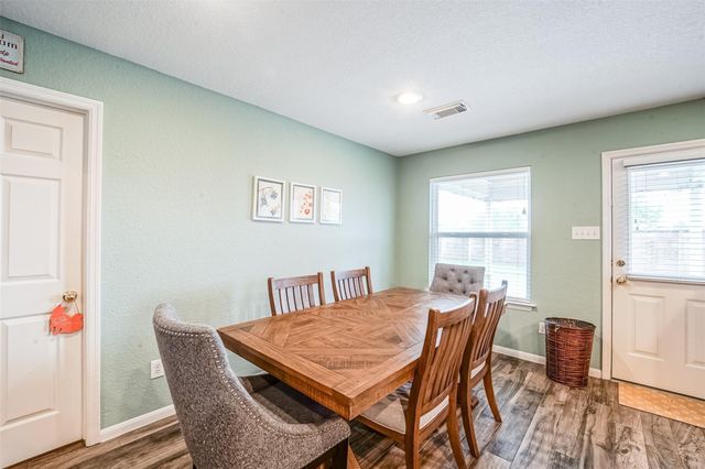 2957 Water Willow Lane, Pearland, TX 77581