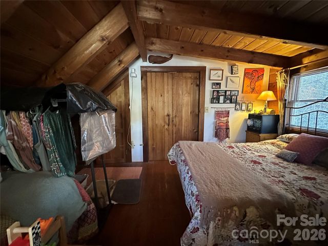 55 Comet Lane, Waynesville, NC 28785