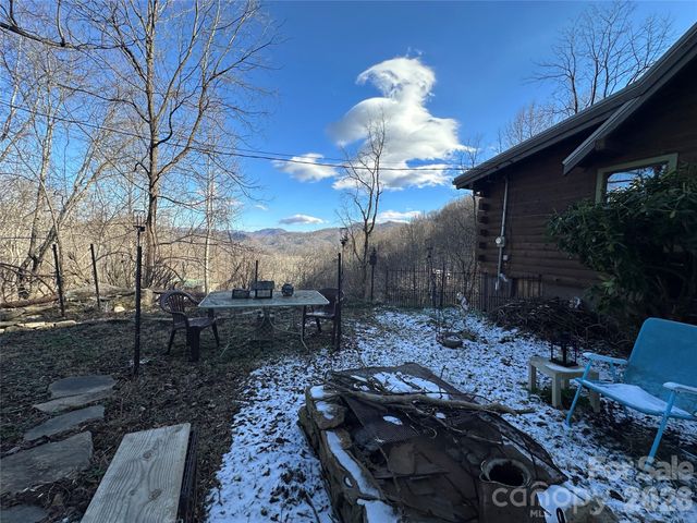 55 Comet Lane, Waynesville, NC 28785