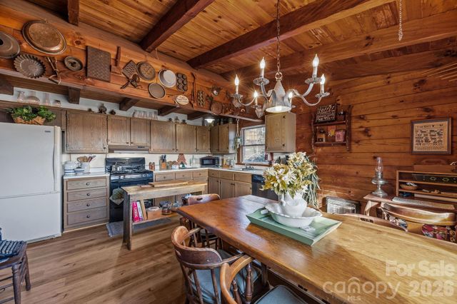 55 Comet Lane, Waynesville, NC 28785