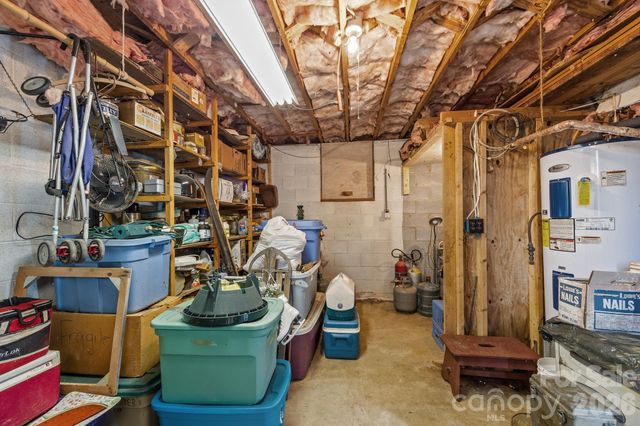 55 Comet Lane, Waynesville, NC 28785