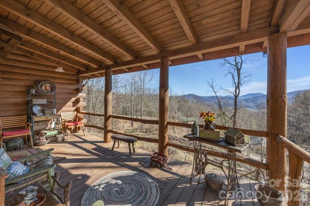 55 Comet Lane, Waynesville, NC 28785