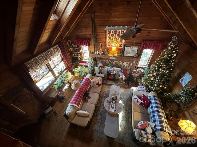 55 Comet Lane, Waynesville, NC 28785