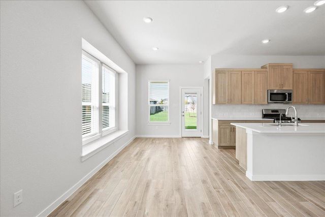 122 Paul Pena DR, San Marcos, TX 78666