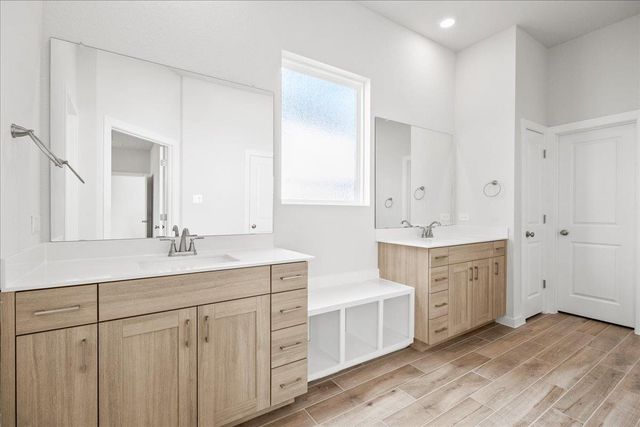 122 Paul Pena DR, San Marcos, TX 78666