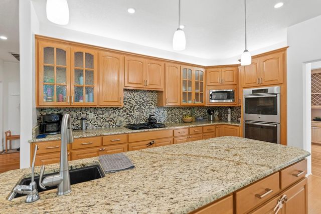 18216 Sparhawk Way, Morgan Hill, CA 95037