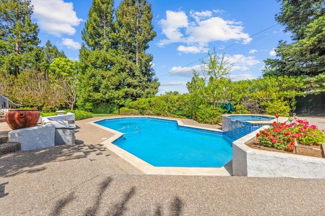 18216 Sparhawk Way, Morgan Hill, CA 95037