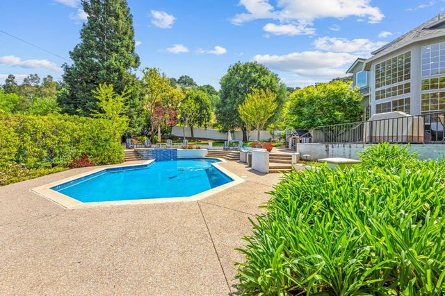 18216 Sparhawk Way, Morgan Hill, CA 95037