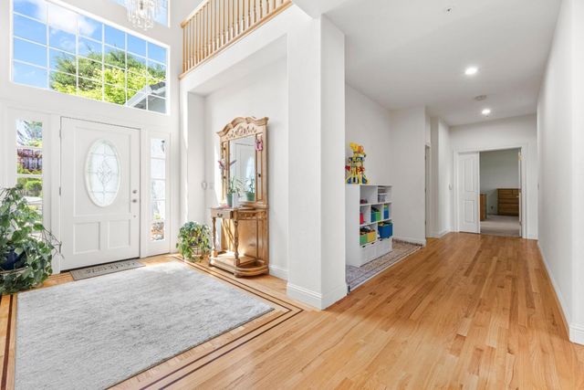 18216 Sparhawk Way, Morgan Hill, CA 95037