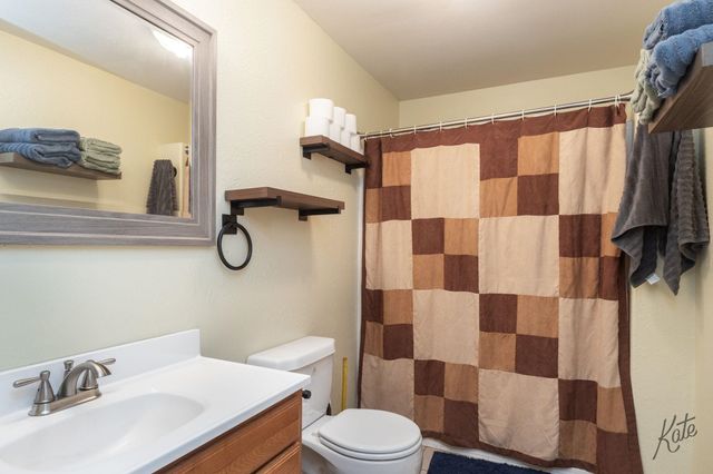 731 KEELING ROAD, North Pole, AK 99705