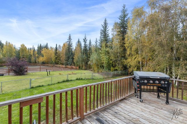 731 KEELING ROAD, North Pole, AK 99705