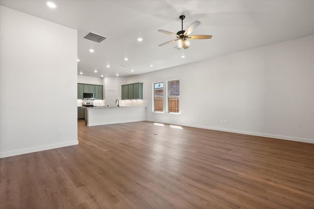 310 E 24th Street, Wolfforth, TX 79382