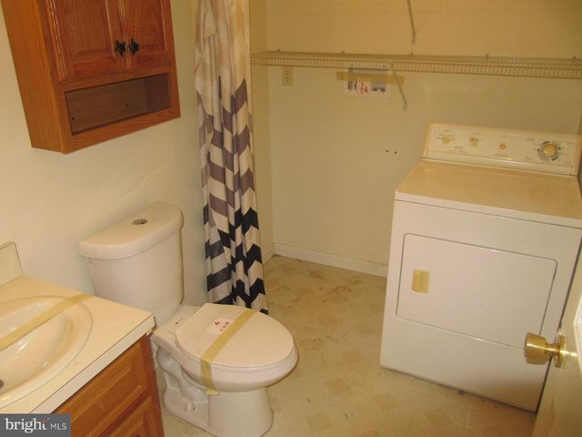 29 CHINKAPIN DR, New Oxford, PA 17350