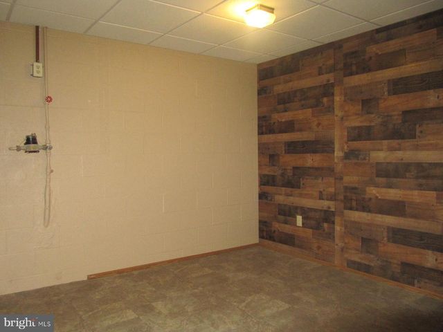 29 CHINKAPIN DR, New Oxford, PA 17350