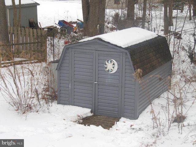 29 CHINKAPIN DR, New Oxford, PA 17350