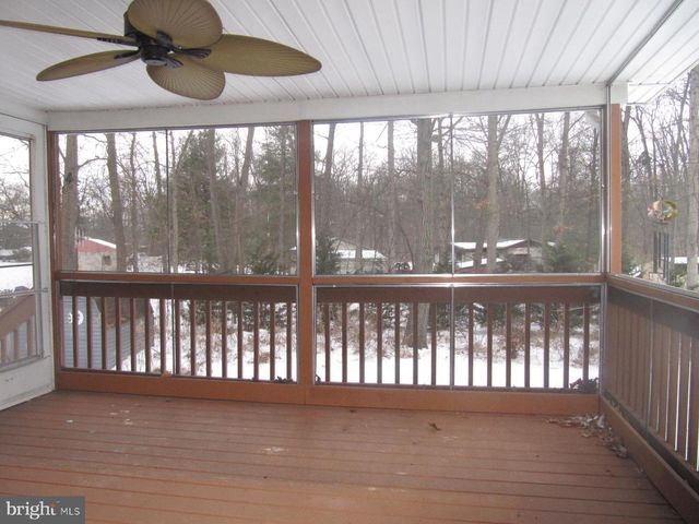 29 CHINKAPIN DR, New Oxford, PA 17350