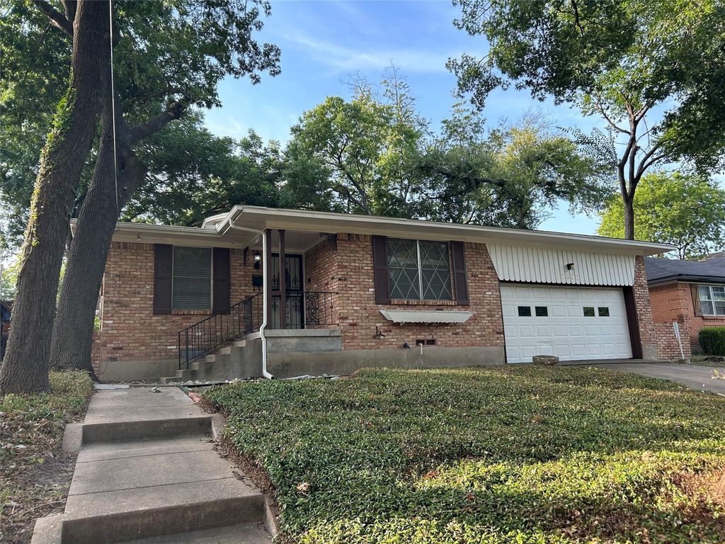 7830 Claremont Drive, Dallas, TX 75228