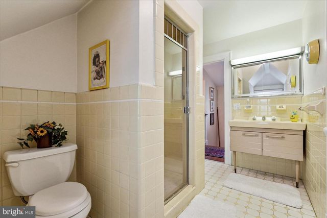 6380 CITY AVE, Philadelphia, PA 19151