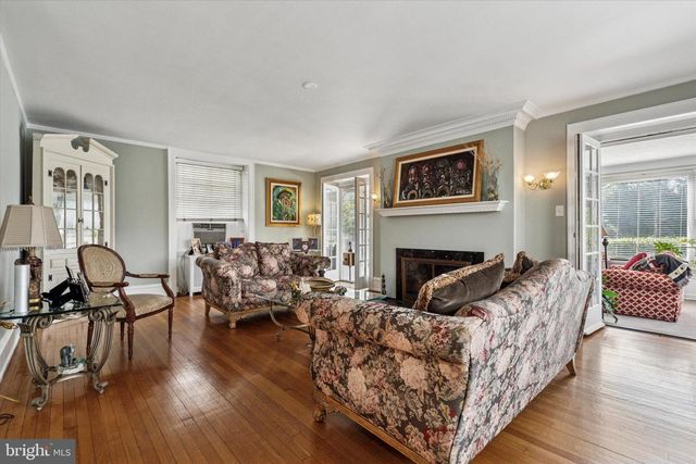 6380 CITY AVE, Philadelphia, PA 19151