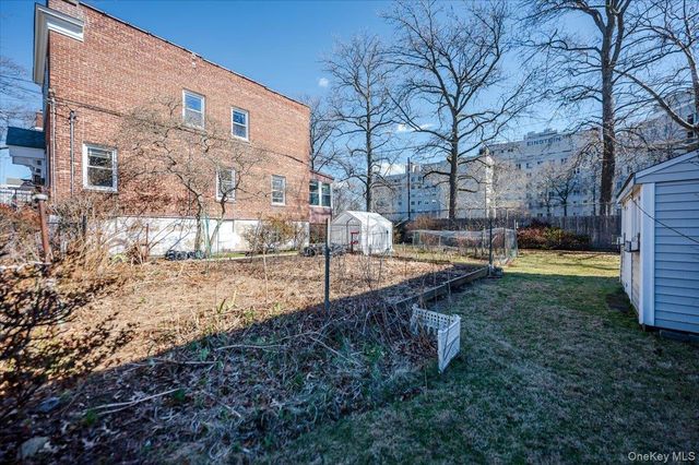 1776 Seminole Avenue, Bronx, NY 10461