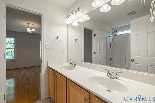 5039 Willows Green Rd, Henrico, VA 23059